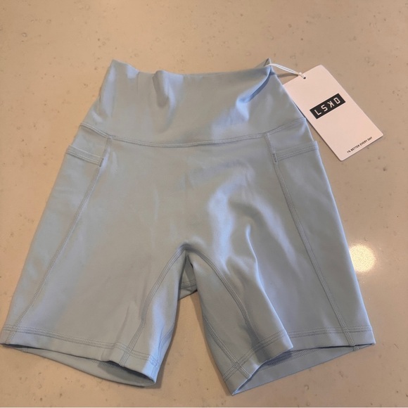 LSKD Fusion Mid Rise Biker Shorts with Pockets Size XS Sky Blue NWT! - Picture 4 of 6